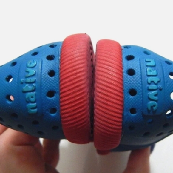 Native Kids Verona Slip On Shoes - Picture 4 of 4